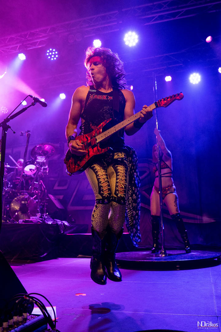 9SteelPanther